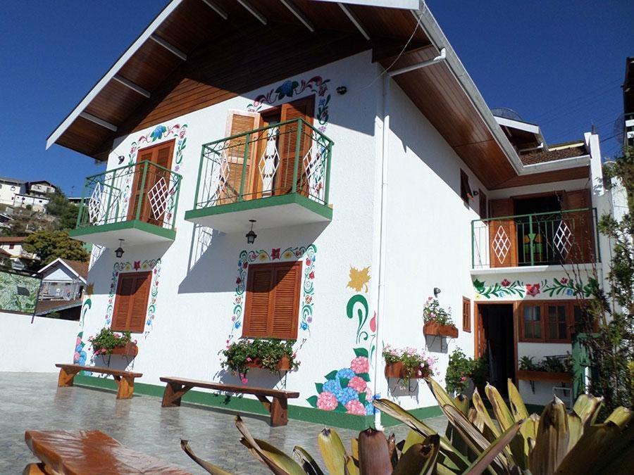 Campos do Jordão Pousada Monte Suico מראה חיצוני תמונה
